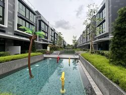 Belgravia Ace (D28), Terrace #574554631